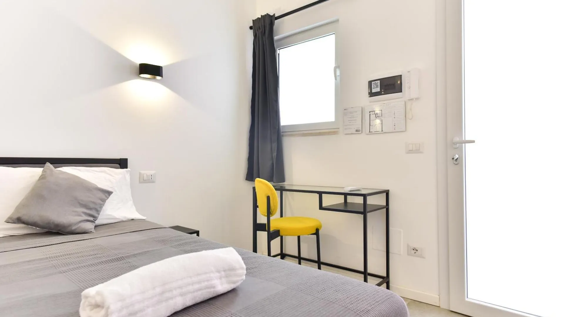 Fanfullart Hotel Rome 0*,  Italy